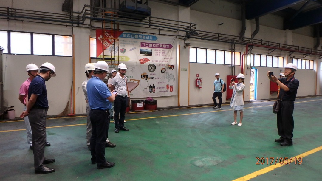 現場參觀-垃圾傾卸平台