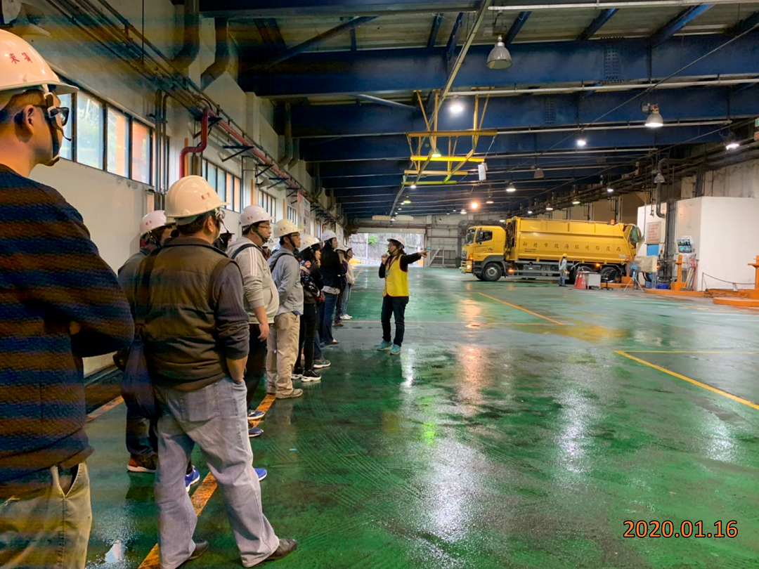 參觀導覽傾卸平台